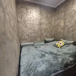 Xtn House Airport With Parking Apartament *