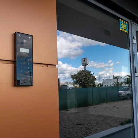 Xtn House Airport With Parking Cluj-Napoca