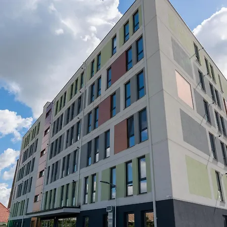 Xtn House Airport With Parking Apartament