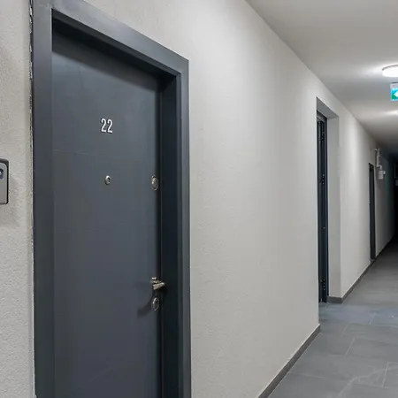 Apartment Xtn House Airport With Parking *