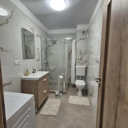 Xtn House Airport With Parking Apartment *