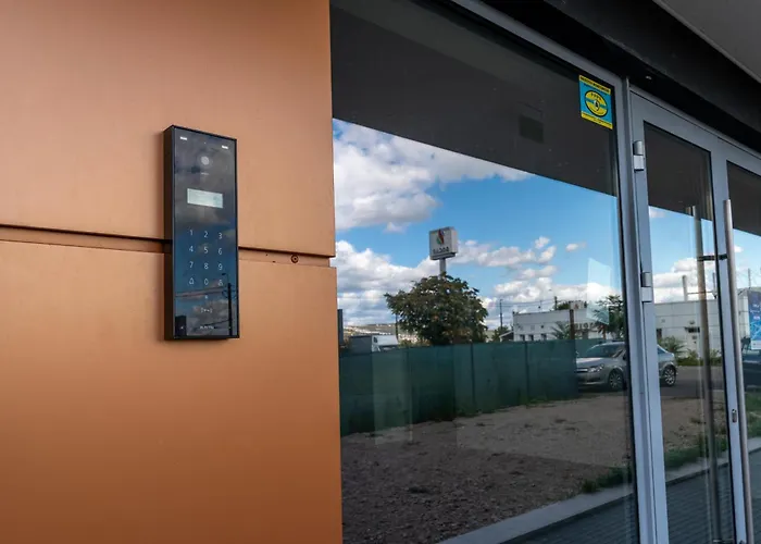 Xtn House Airport With Parking Cluj-Napoca