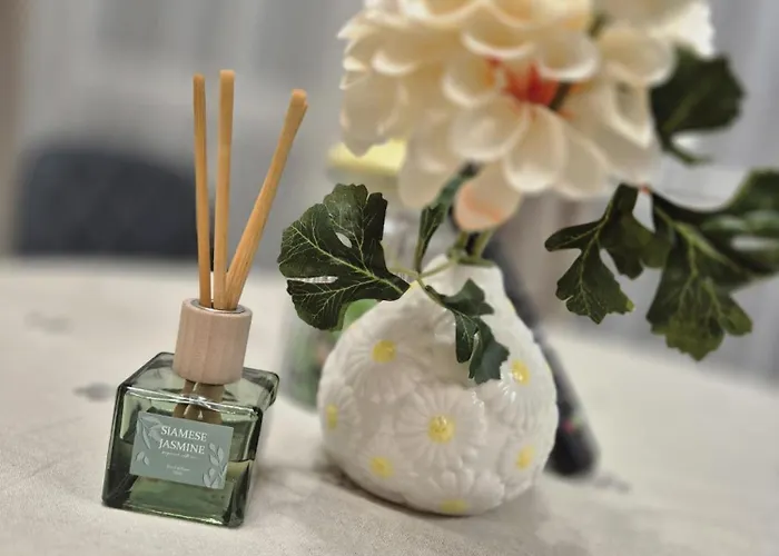 Xtn House Airport With Parking