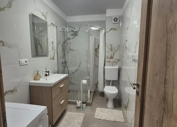 Xtn House Airport With Parking Apartament *